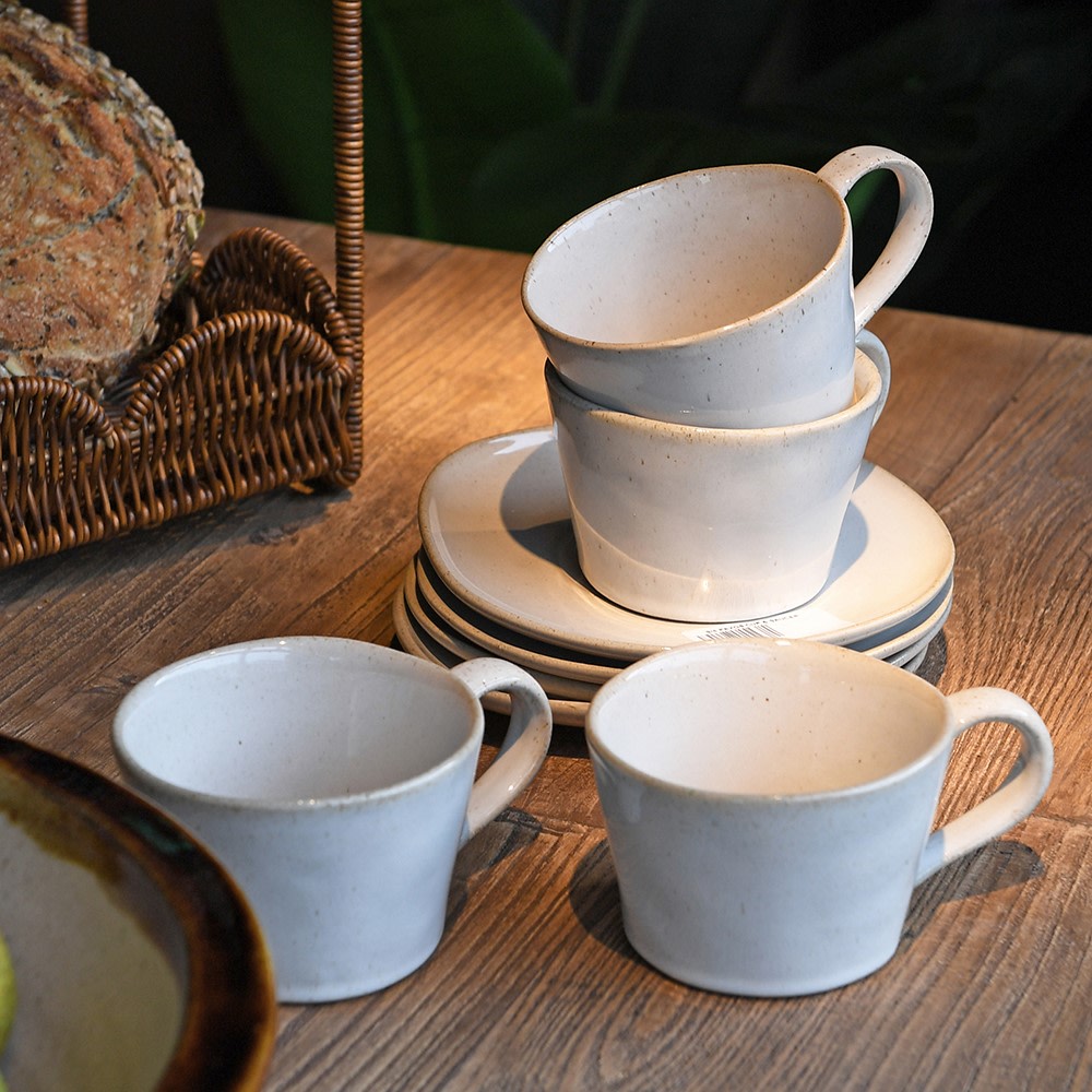 Set of 4 Beige Mugs