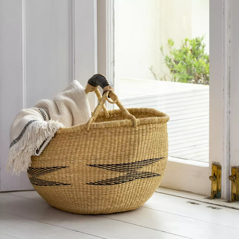 Aburi Round Shopper