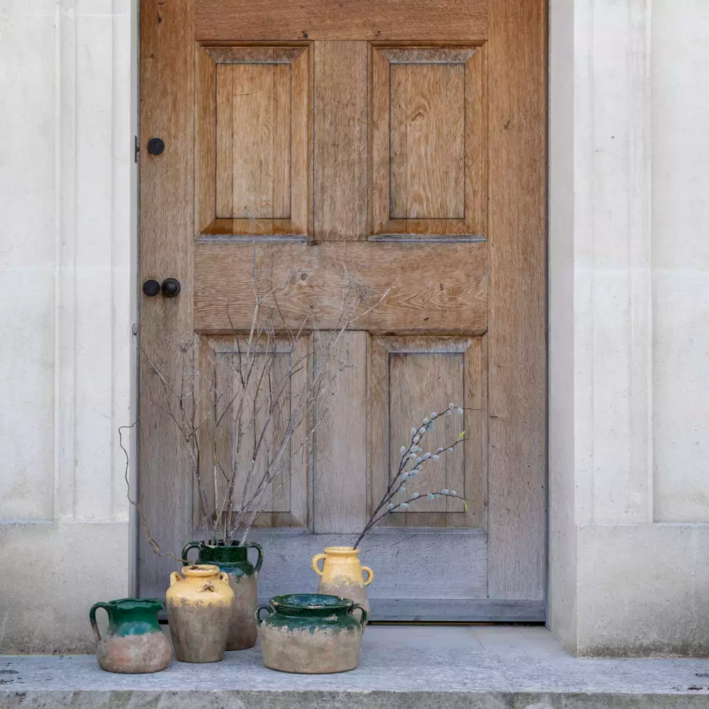Terracotta Urn - Yellow