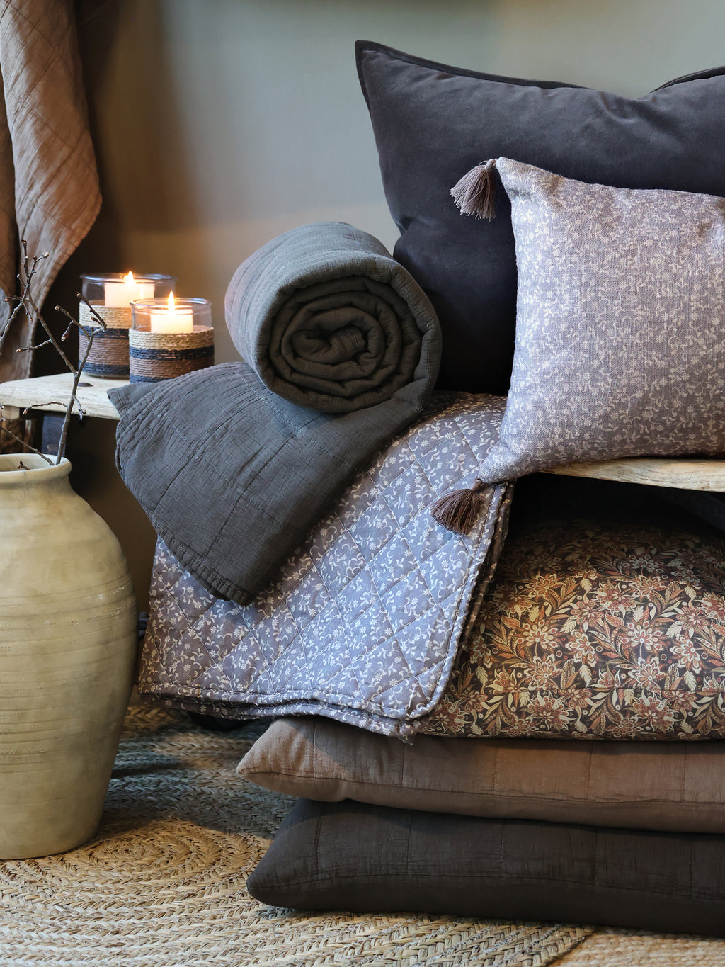 Aix Cushion - Floral Latte with flowers