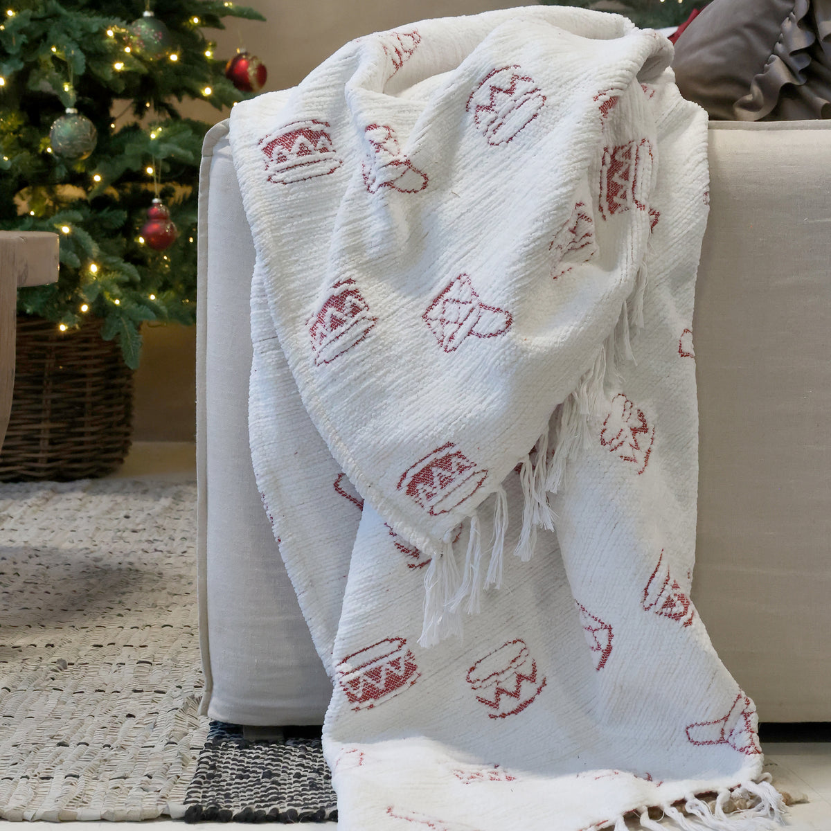 Chenille Throw with Drums