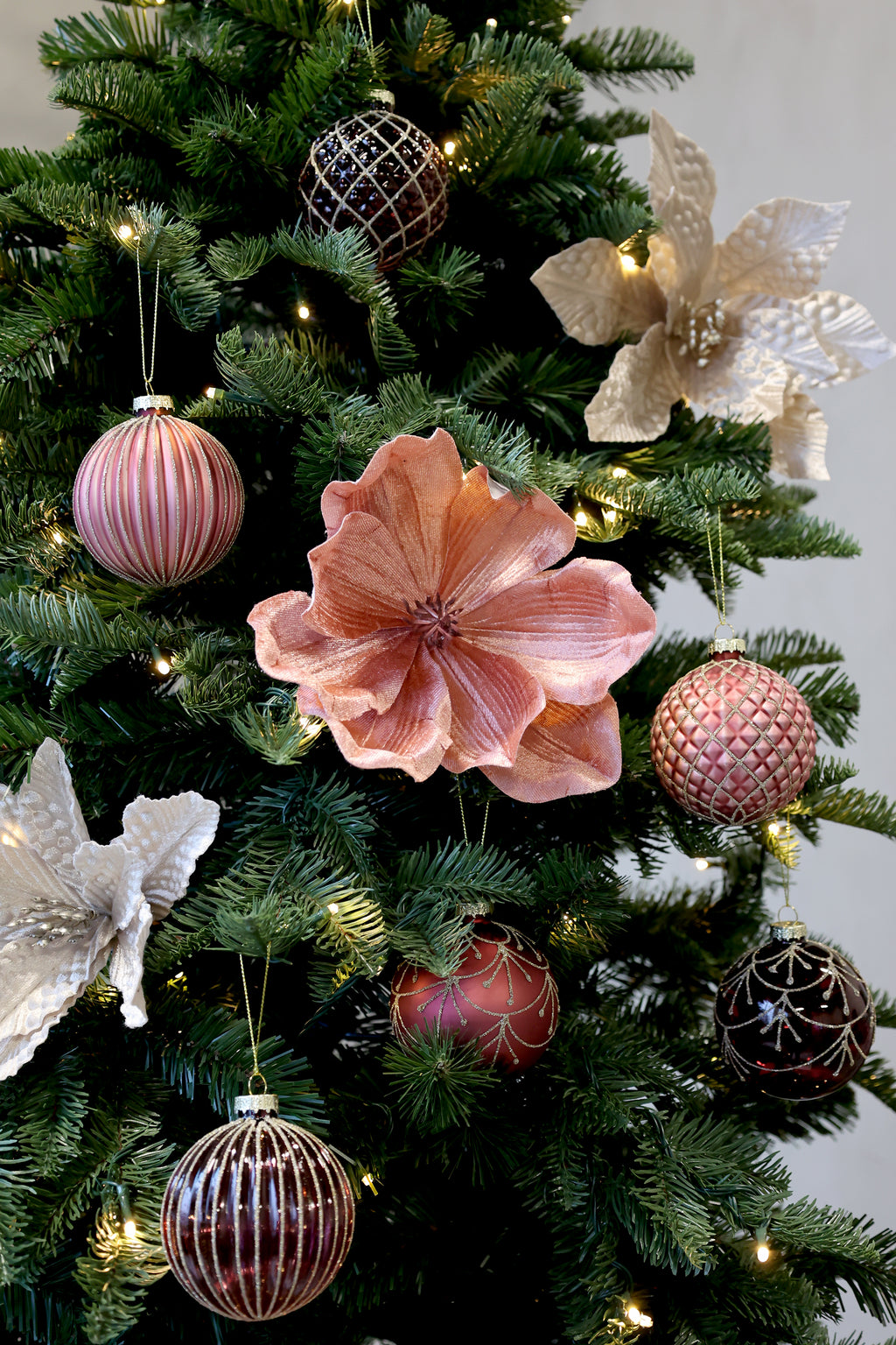 Mauve Christmas Baubles (Set of 6)