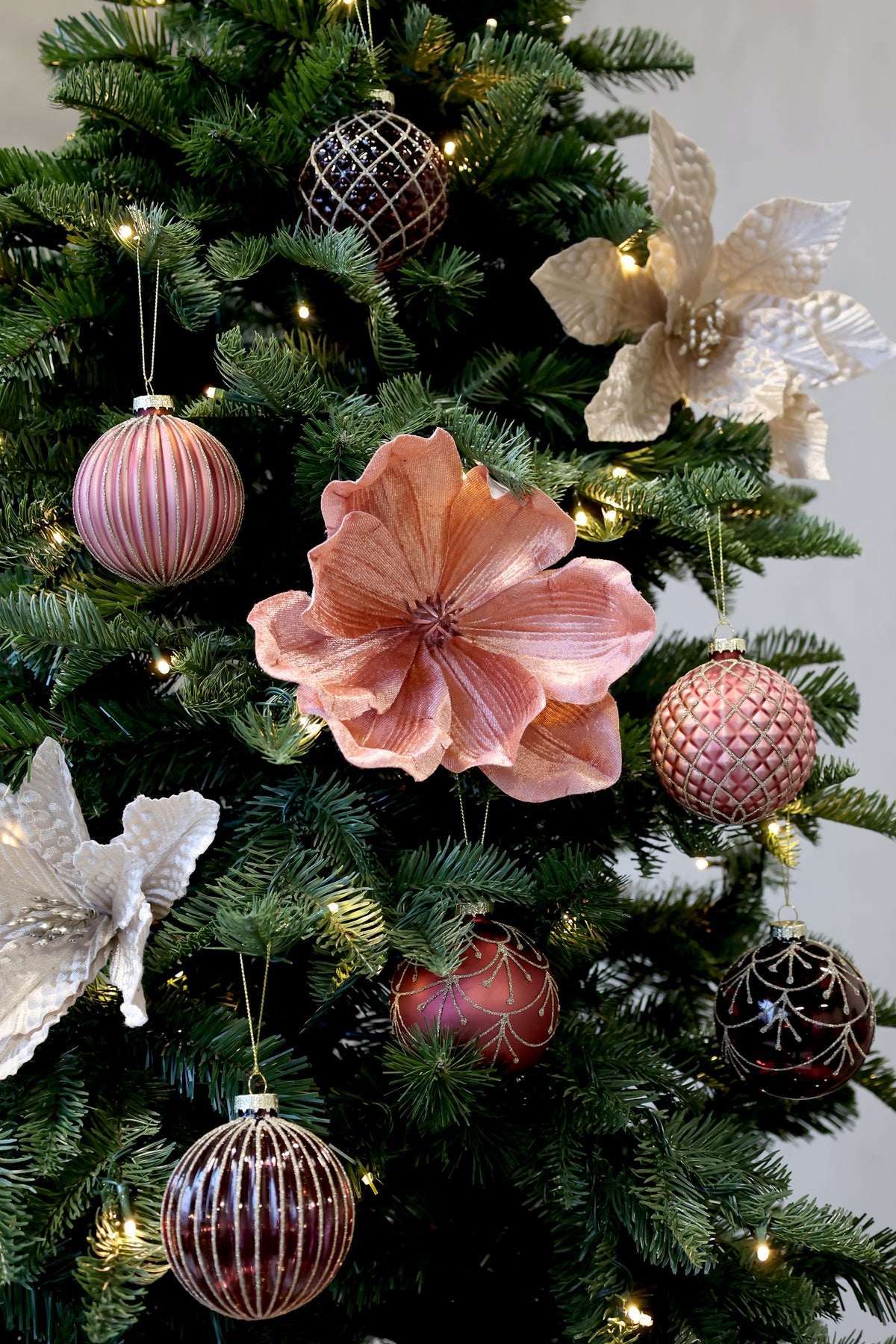 Mauve Christmas Baubles (Set of 6)