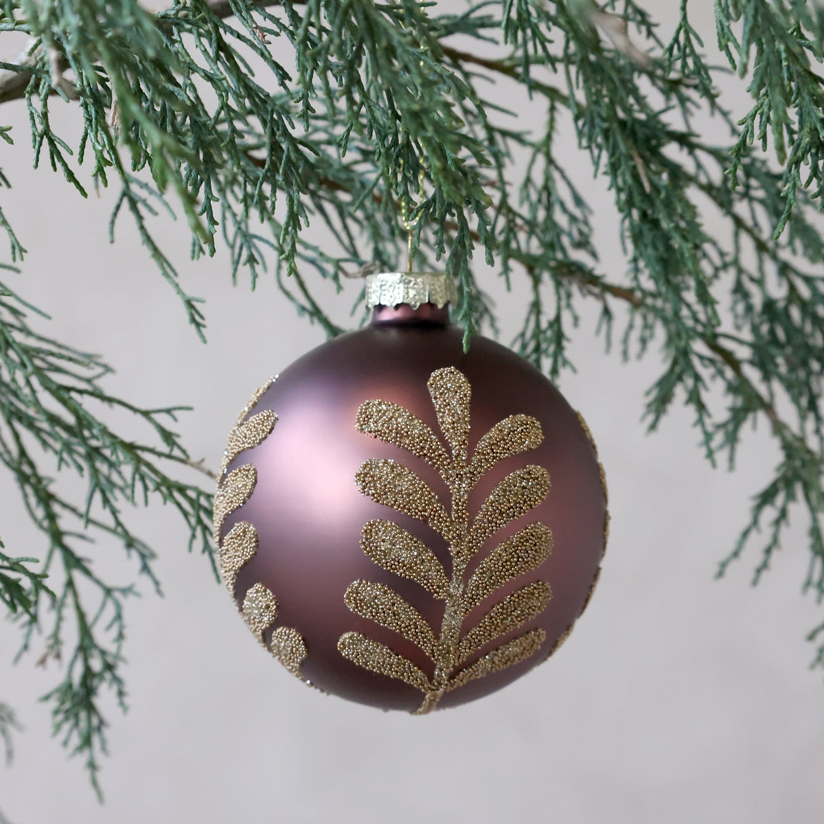 Christmas Bauble with Leaves